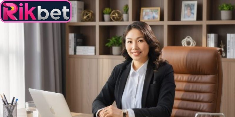 Giới thiệu tiểu sử tác giả Pingky Hong